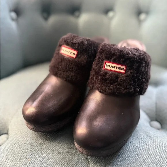 Hunter Black Fur Mules - Picture 5 of 10